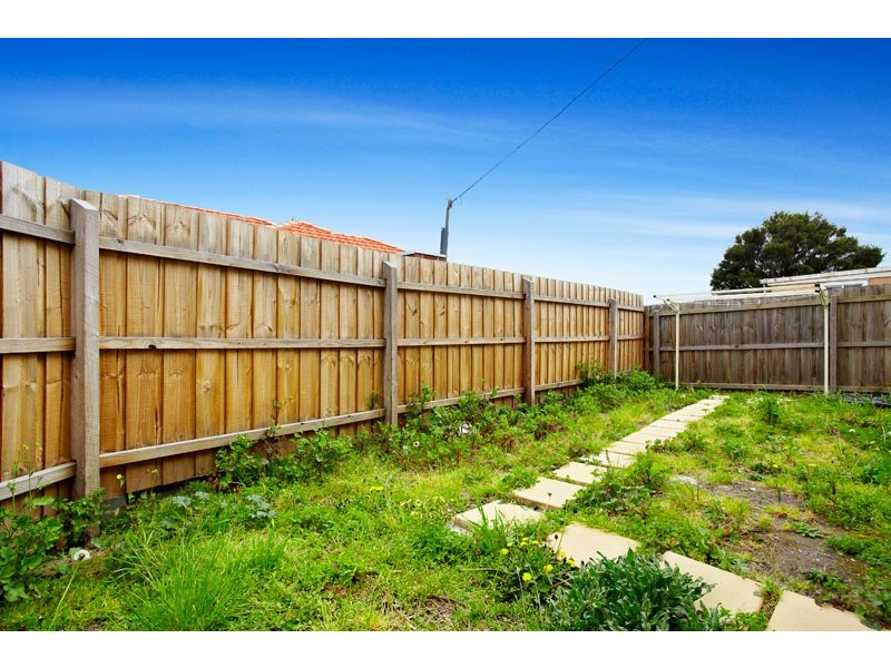 1/49 Nisbett Street, Reservoir VIC 3073