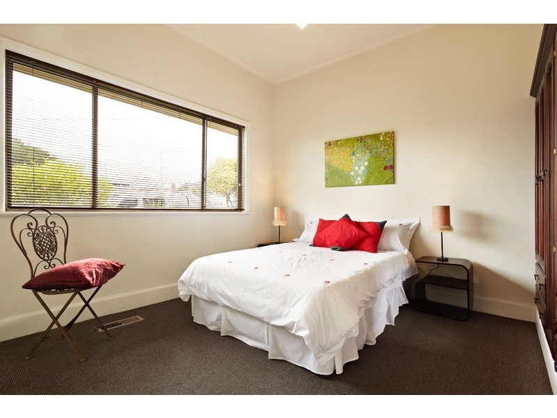 2 Carlisle Street, Preston VIC 3072