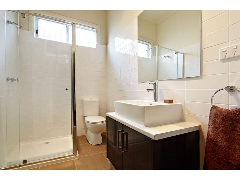 2 Carlisle Street, Preston VIC 3072