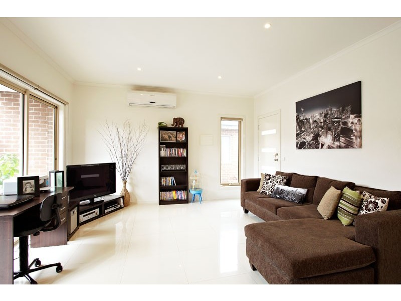 4/146 St Vigeons Road, Reservoir VIC 3073