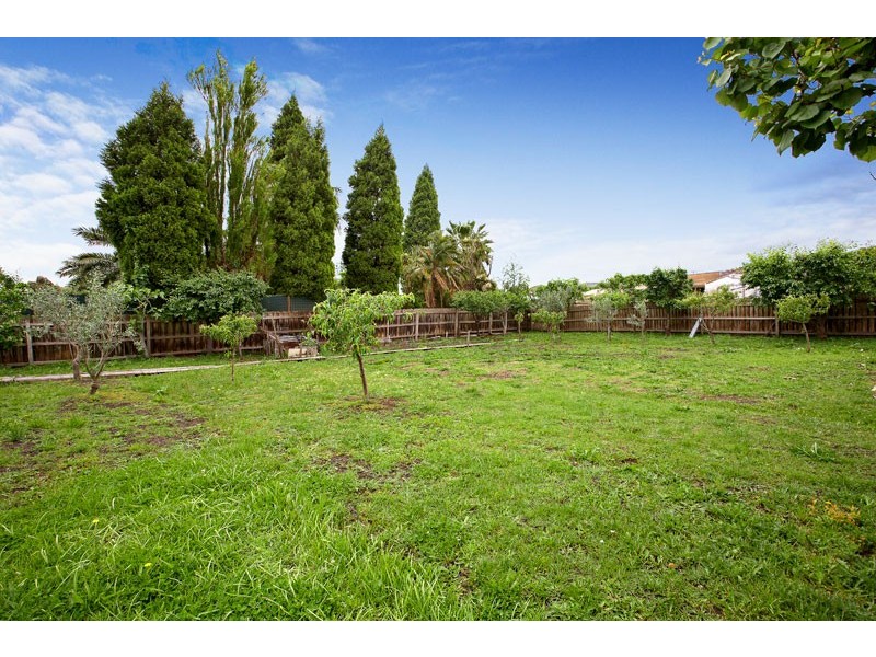 150  Glasgow Avenue, Reservoir VIC 3073