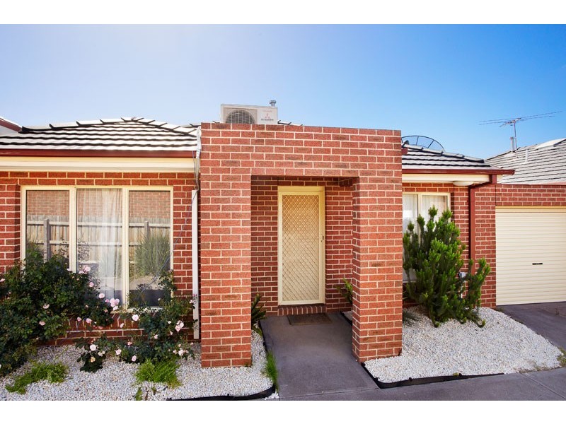 2/80 Rathcown Road, Reservoir VIC 3073