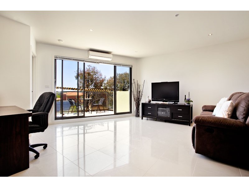 9/293-297 Plenty Road, Preston VIC 3072