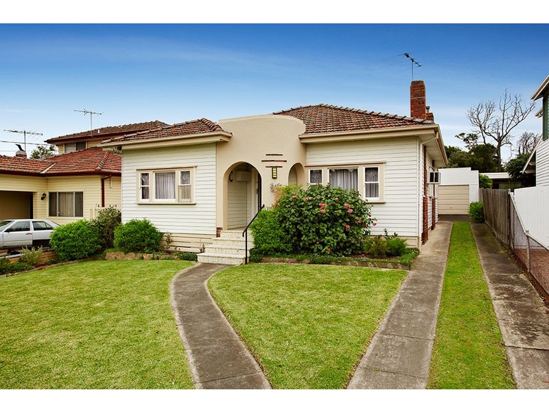 5 Kinkora Road, Reservoir VIC 3073