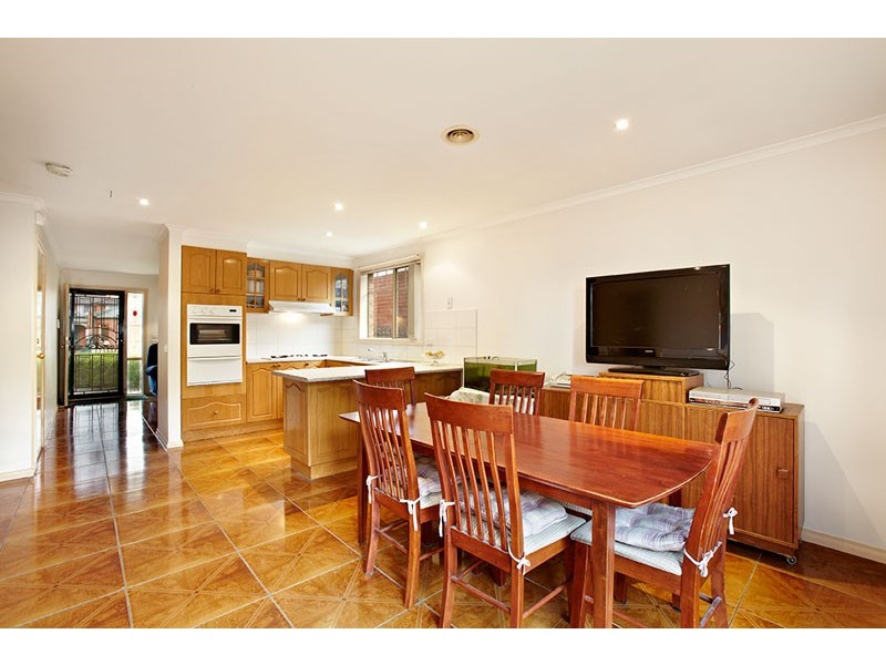 20 Leichardt Crescent, Reservoir VIC 3073