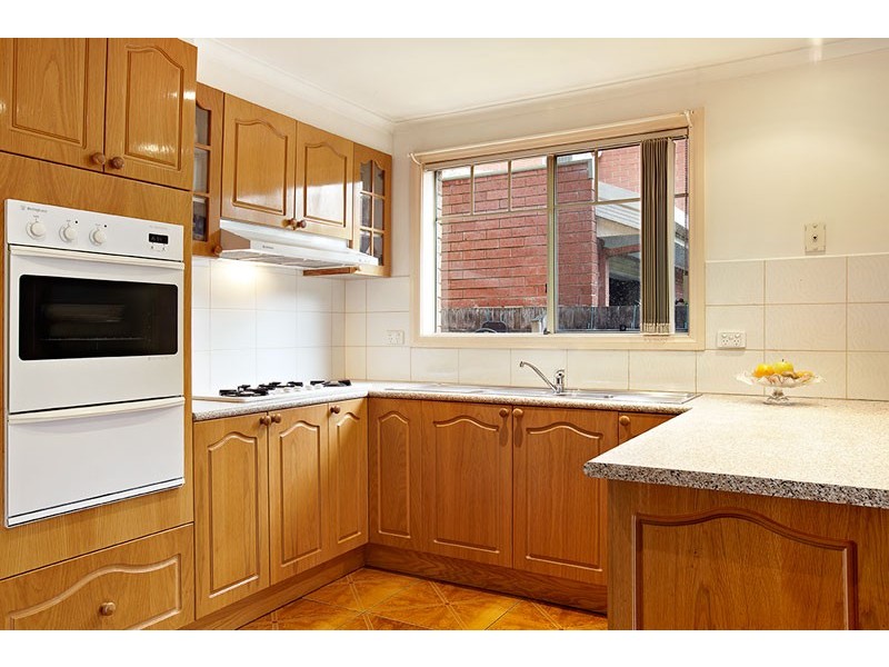 20 Leichardt Crescent, Reservoir VIC 3073