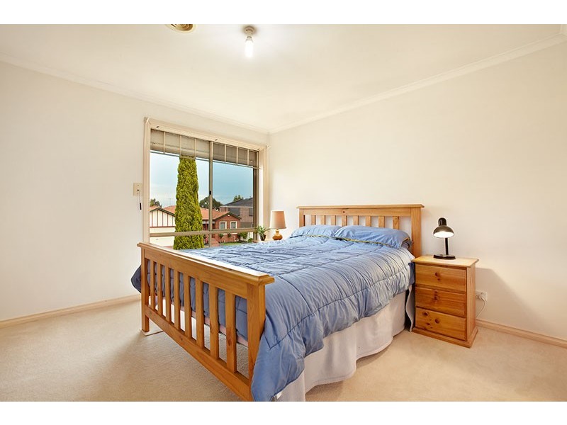 20 Leichardt Crescent, Reservoir VIC 3073