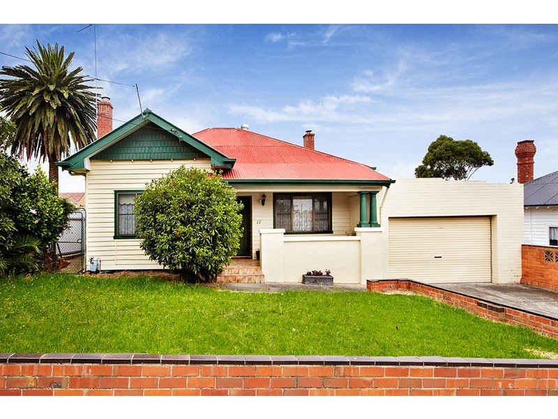 17 Crawley Street, Reservoir VIC 3073