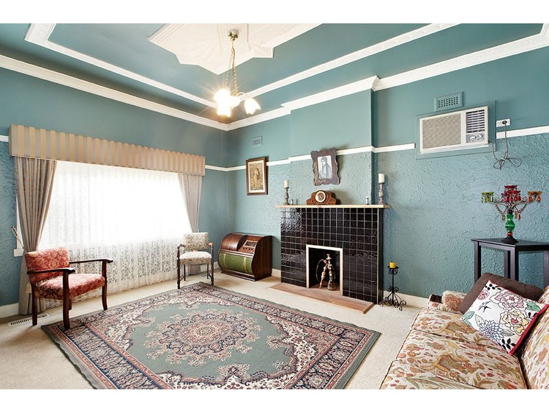 17 Crawley Street, Reservoir VIC 3073