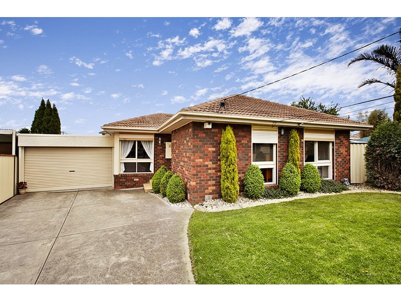 11 Meagan Close, Thomastown VIC 3074