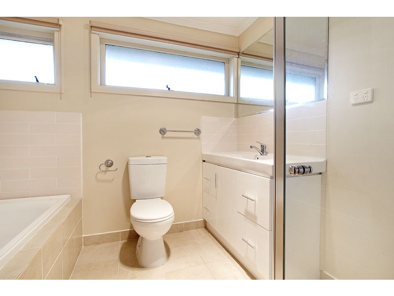 4/62 Barry Street, Reservoir VIC 3073