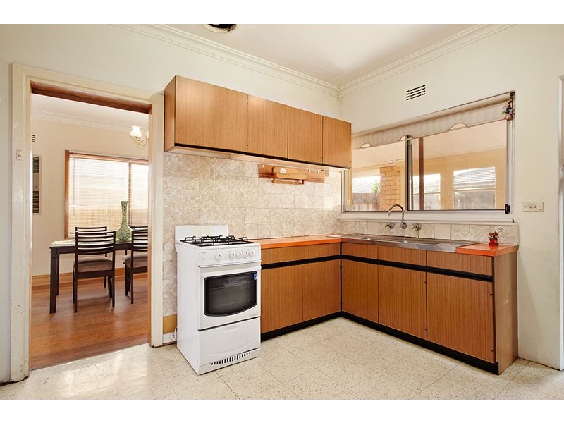 1/90 Mountview Road, Lalor VIC 3075