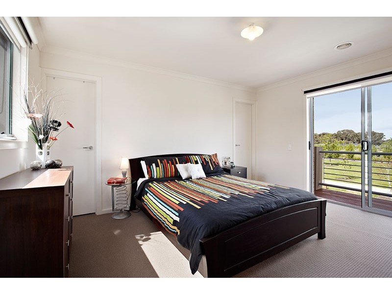1 Hampden Green, South Morang VIC 3752