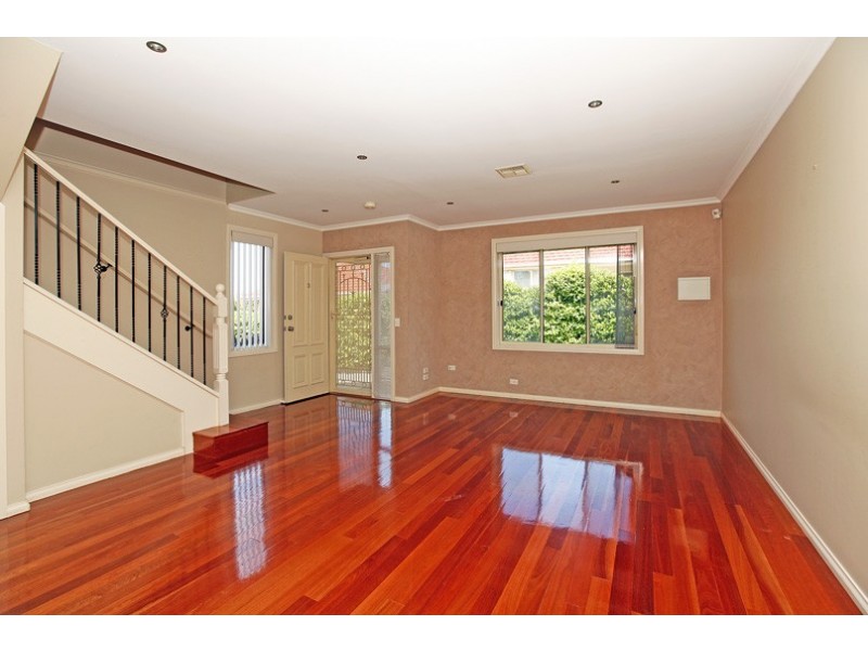 3/57 Purinuan Road, Reservoir VIC 3073