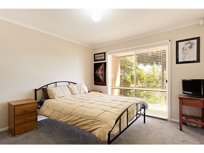 1/41 Lloyd Avenue, Reservoir VIC 3073