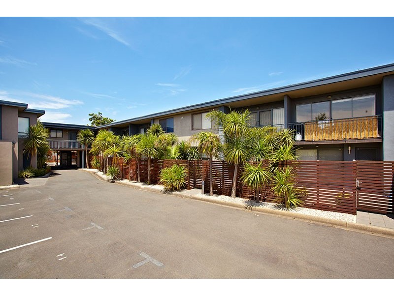 3/383 Gilbert Road, Preston VIC 3072