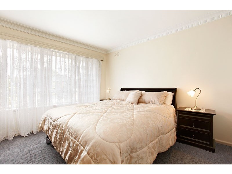 5 Hurley Street, Reservoir VIC 3073