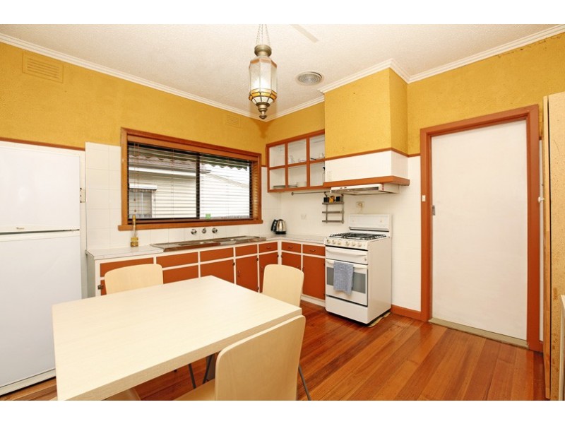 3 Lambassa Grove, Reservoir VIC 3073