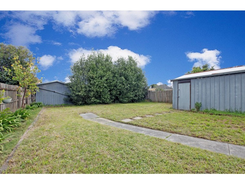 3 Lambassa Grove, Reservoir VIC 3073