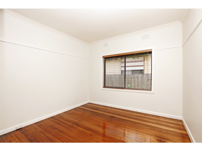 3 Lambassa Grove, Reservoir VIC 3073