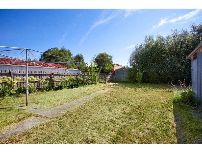 3 Lambassa Grove, Reservoir VIC 3073