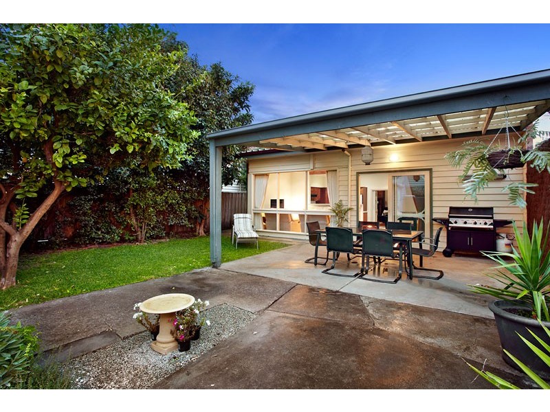 23 Darebin Road, Thornbury VIC 3071