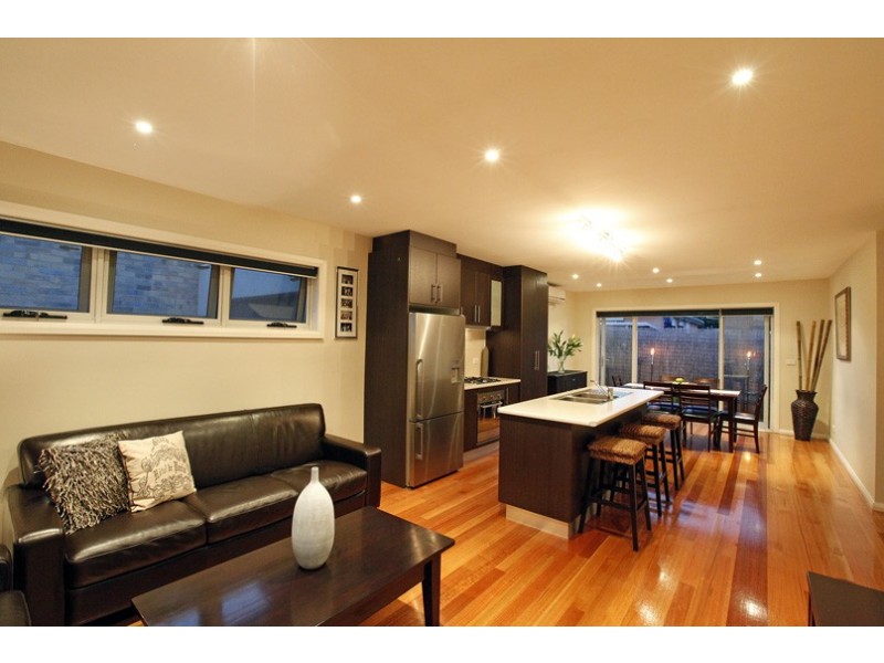 4/32 Crookston Road, Reservoir VIC 3073