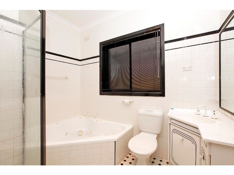 1/10 Hickford Street, Reservoir VIC 3073