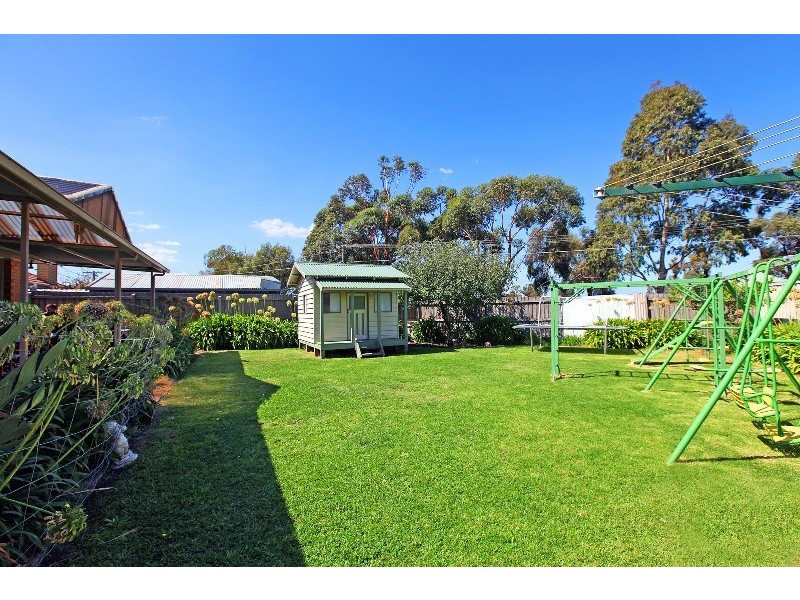 23 Curtin Avenue, Lalor VIC 3075