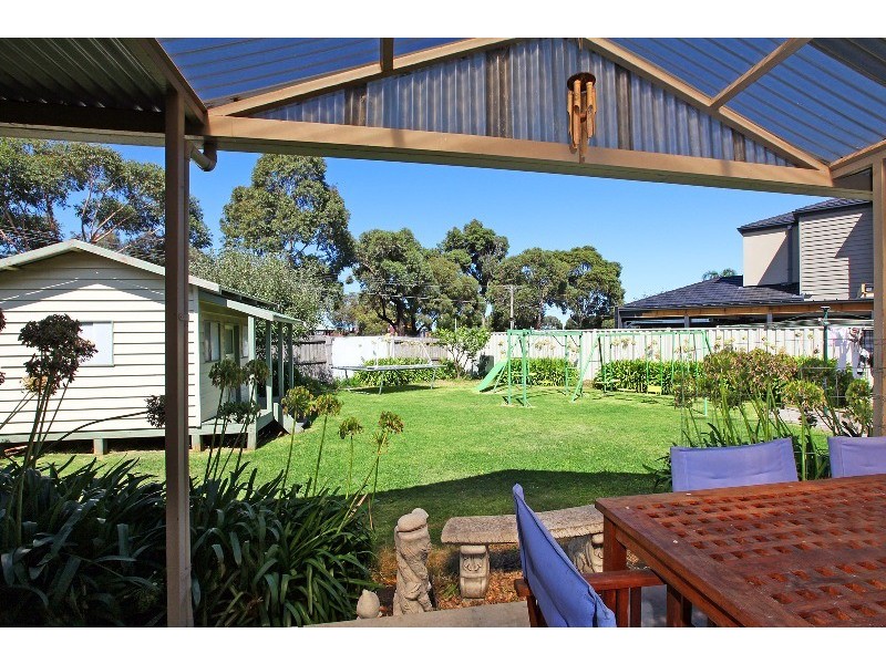 23 Curtin Avenue, Lalor VIC 3075