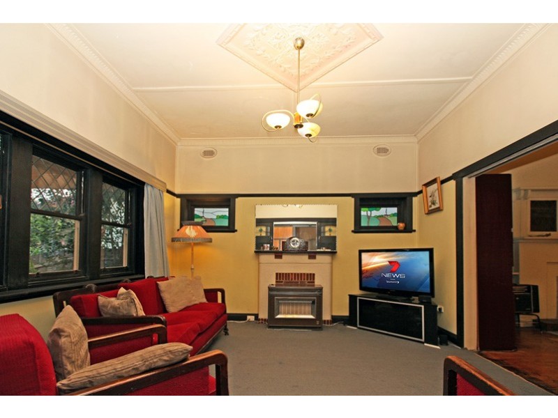 2 Asling Street, Preston VIC 3072