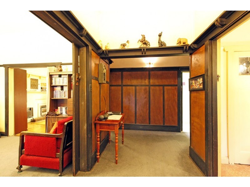 2 Asling Street, Preston VIC 3072