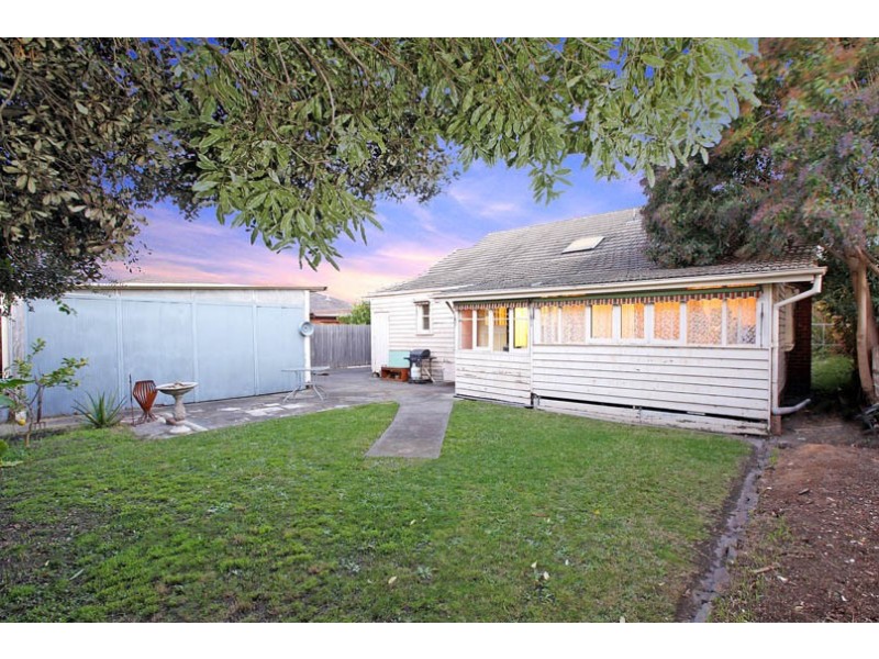 2 Asling Street, Preston VIC 3072