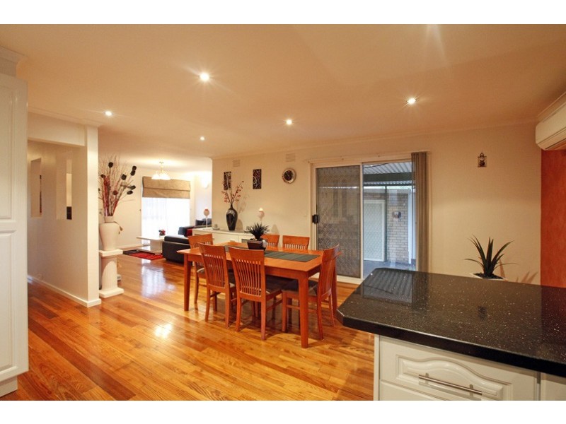 5 Attwell Close, Bundoora VIC 3083