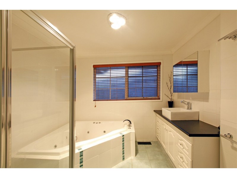 5 Attwell Close, Bundoora VIC 3083