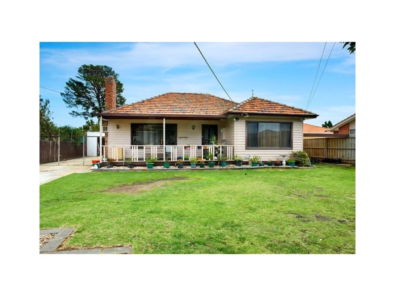 9 Smith Street, Reservoir VIC 3073