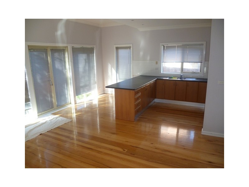18A Home Street, Reservoir VIC 3073