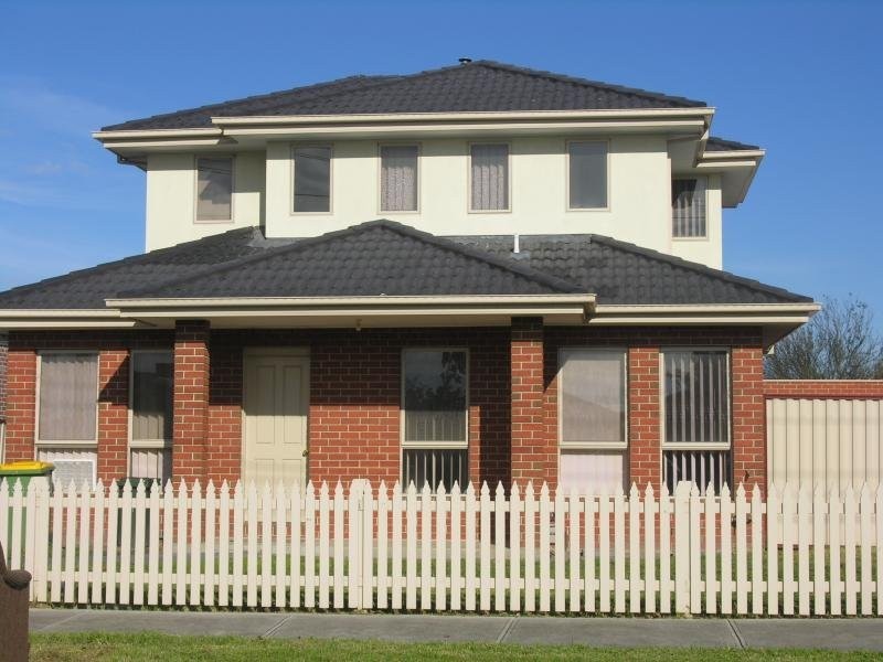 1/25 Highland Street, Kingsbury VIC 3083