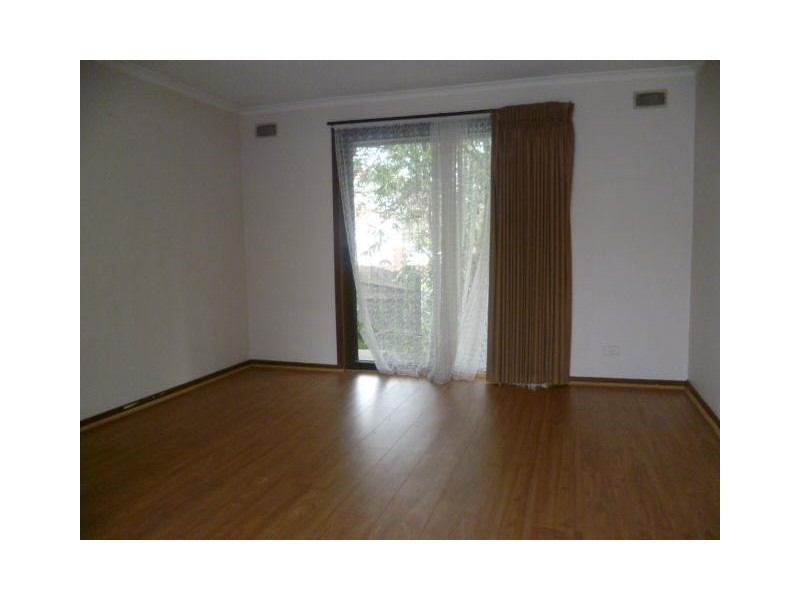 2 Carson Street, Reservoir VIC 3073