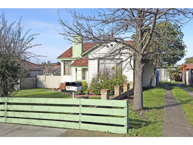 17 and Rear 17 Steane Street, Reservoir VIC 3073
