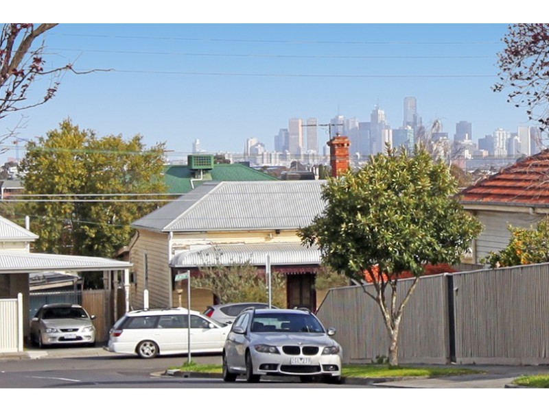 12 Arlington Street, Reservoir VIC 3073