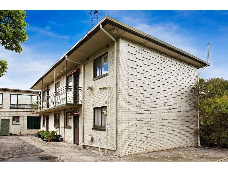 3/2A Hawker Ave, Preston VIC 3072