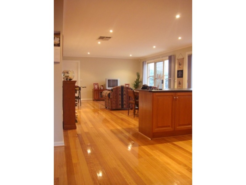 5 Jabiru Way, Whittlesea VIC 3757