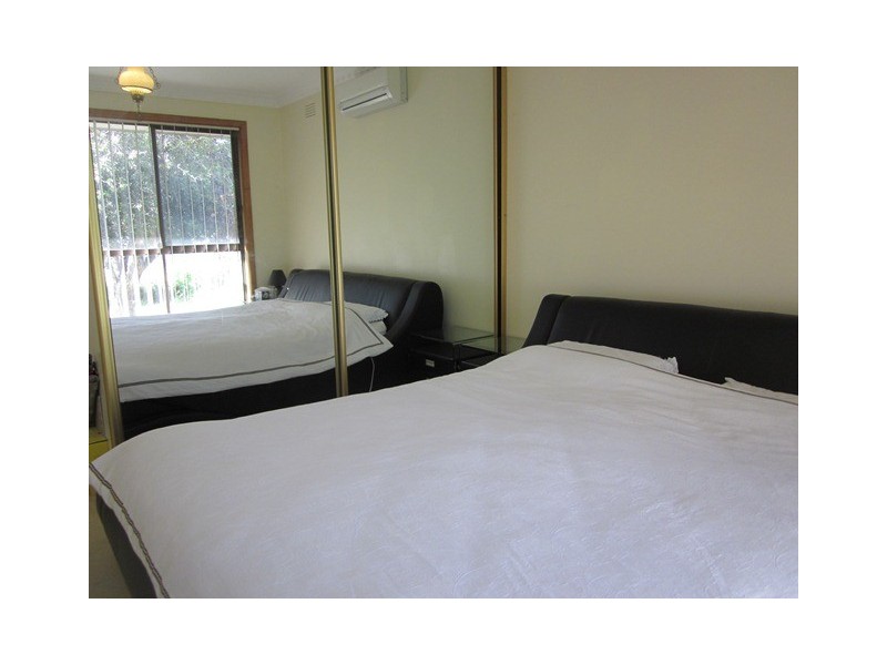 34 Dundee Street, Reservoir VIC 3073