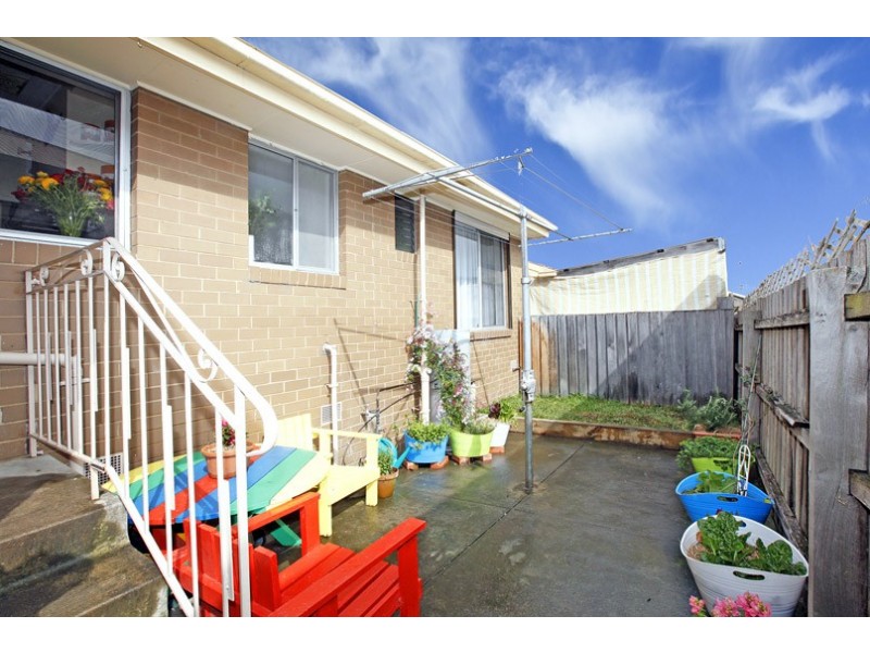 2/13 Kitchener Grove, Preston VIC 3072