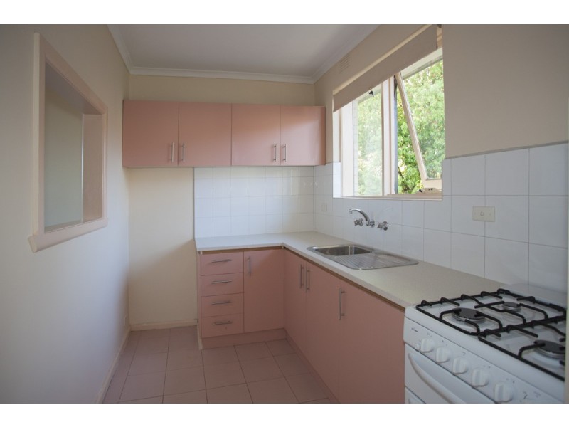 3/2A Hawker Ave, Preston VIC 3072