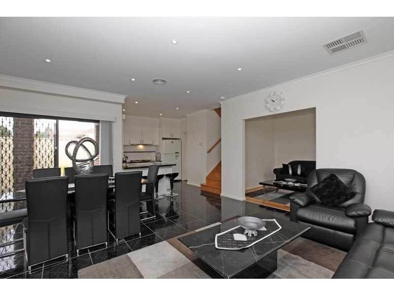 1/16 Cormac Street, Preston VIC 3072