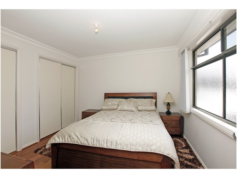 2/16 Cormac Street, Preston VIC 3072