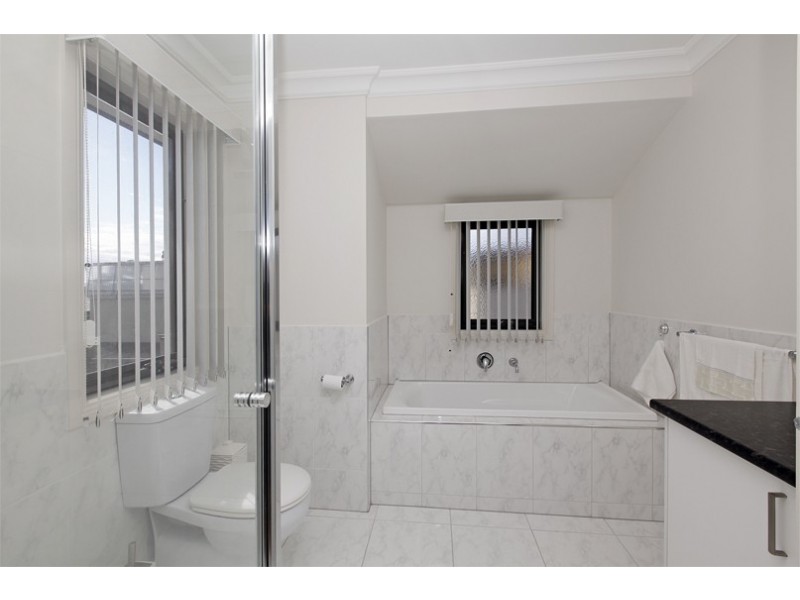 2/16 Cormac Street, Preston VIC 3072