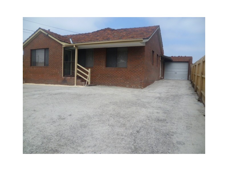 113 Boldrewood Parade, Reservoir VIC 3073